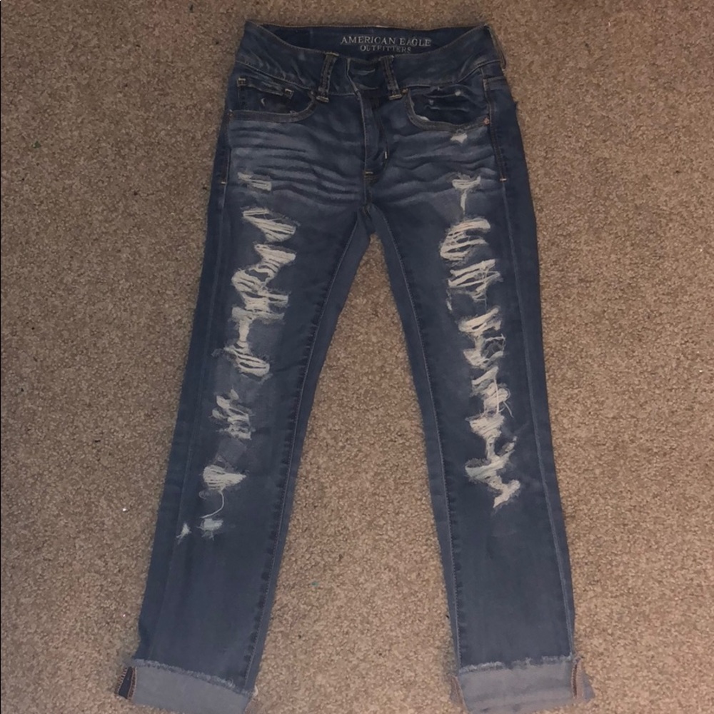 American eagle ripped capris